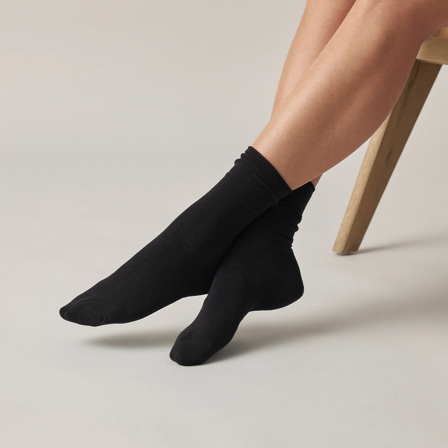 Klassische Damen Socken | Schwarz - Image 4