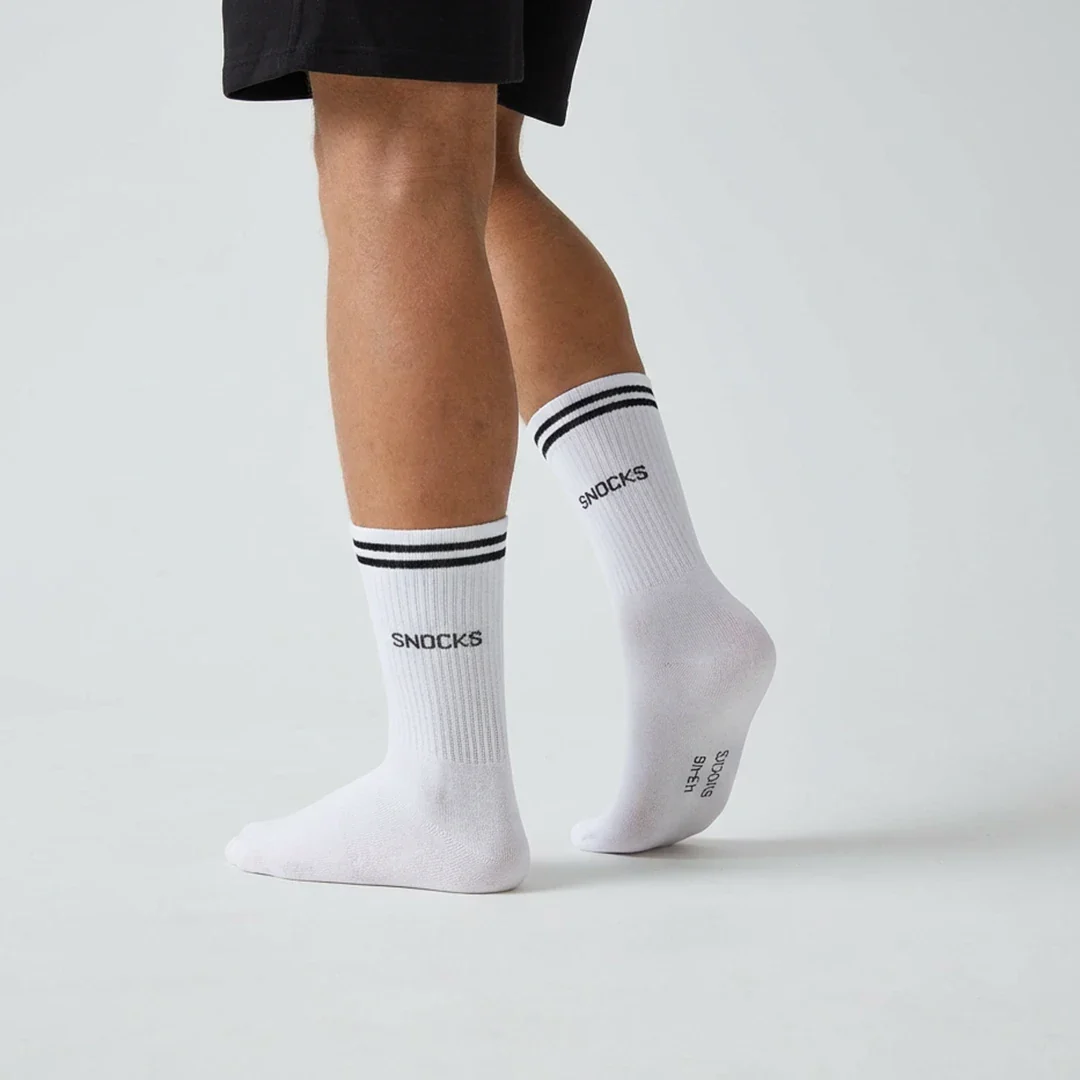 Hohe Sportsocken mit Streifen | Schwarz - Image 3